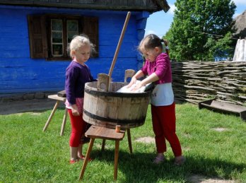 Wycieczka szkolna - Sierpc - spotkanie z etnografią (Polska) 2